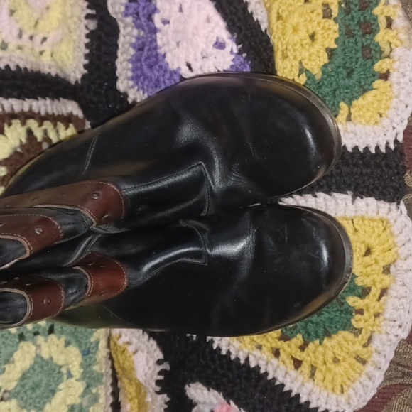 NAOT boots, black with brown trim, sz 37 (7) - Picture 3 of 9